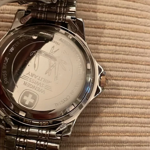 Wenger Swiss Military Watch - Picture 3 of 4